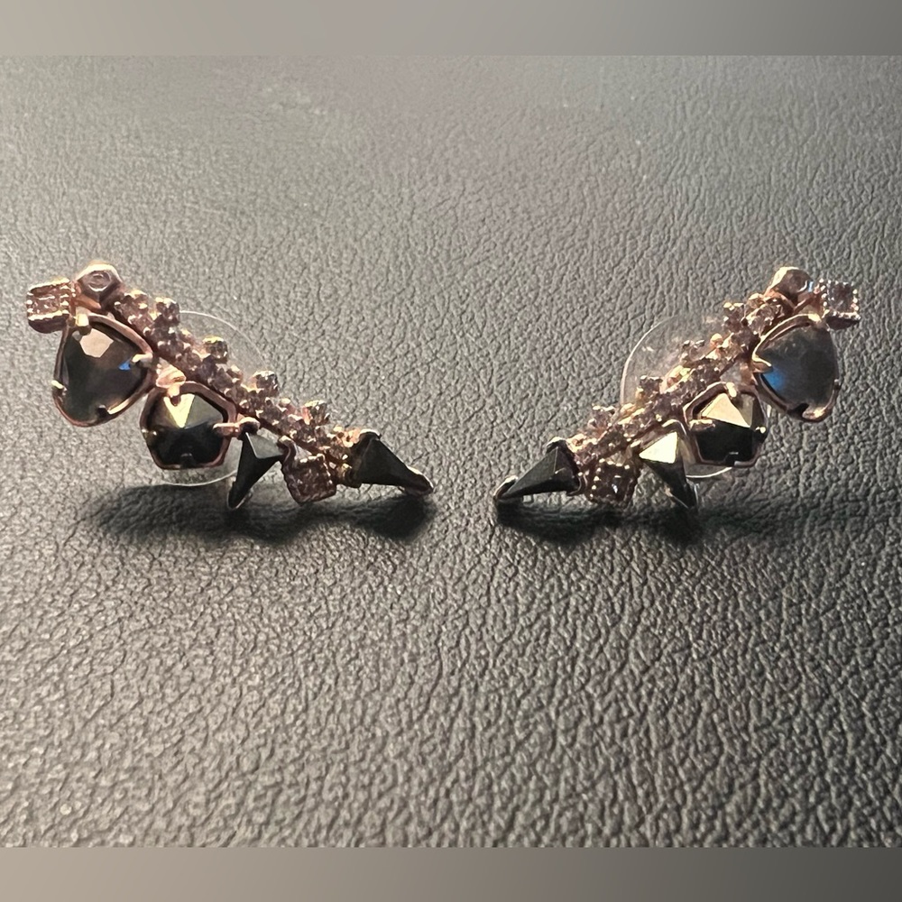 Kendra Scott Clarissa ear climbers in rose gold